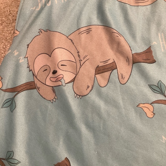 Cute black and blue sloth pajama set - Picture 5 of 5